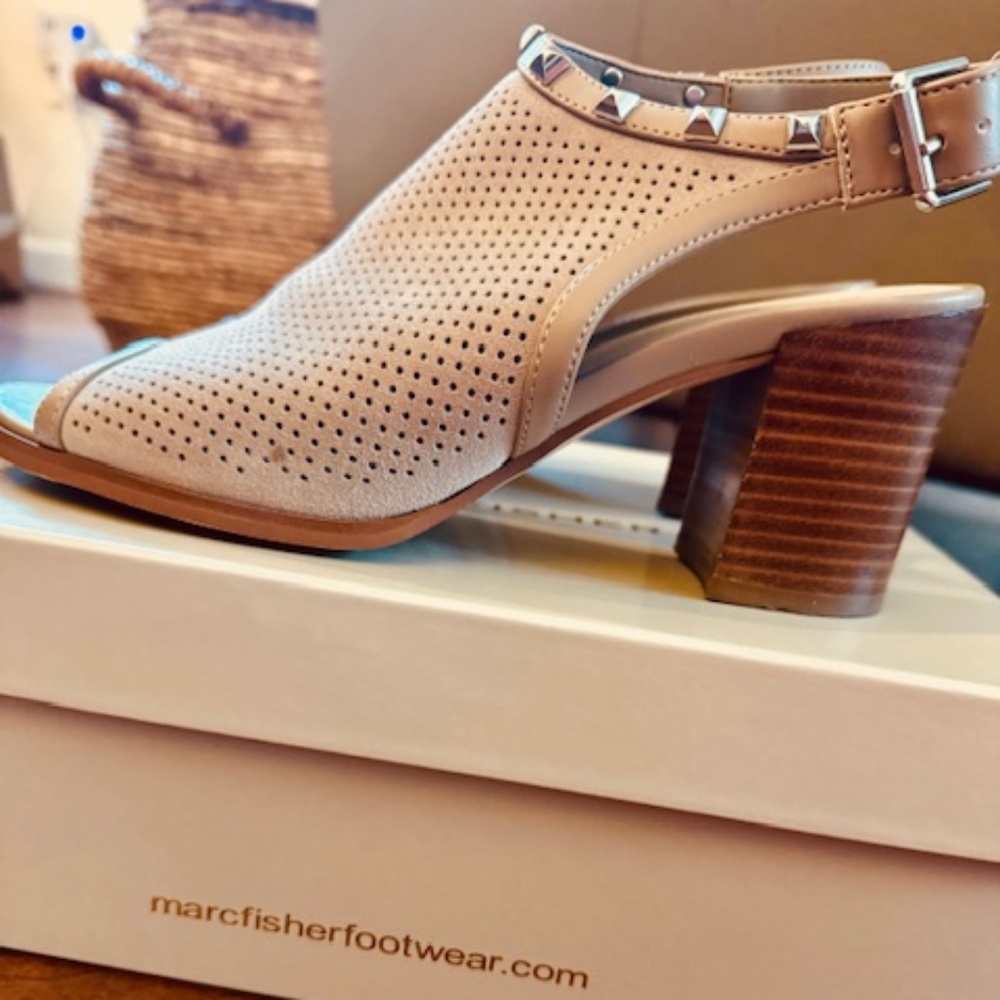 Marc Fisher PARSO Peep Toe Heels, 2.75" Size 8